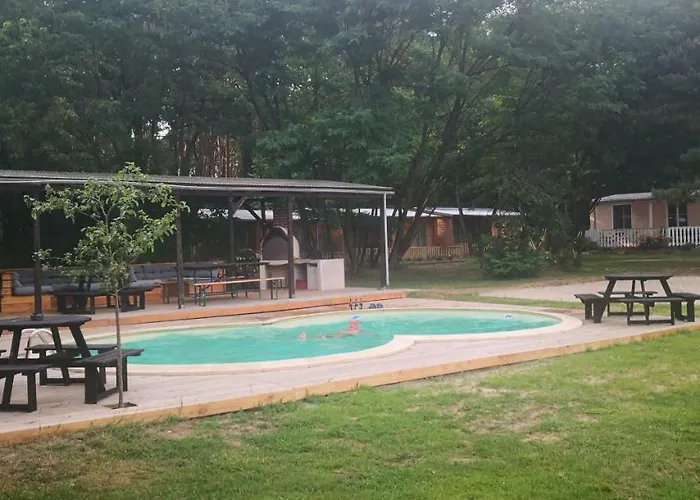 Hotel Ferienparadies Waldidylle, Familiengefuehrt Seit Ueber 20 Jahren - Mit Grossem Pool Und Viel Platz! 3*